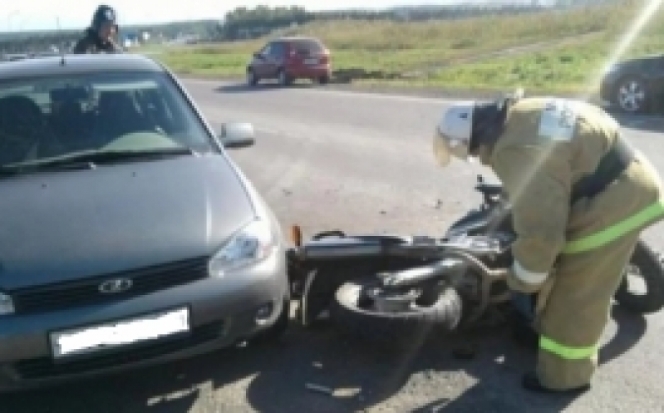 В Пустошкинском районе в ДТП попали легковушка и мотоцикл - 2017-09-16 14:28:00 - 1