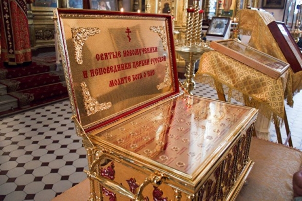 В Великие Луки доставят ковчег с частицами мощей Новомучеников и Исповедников Церкви Русской - 2017-06-18 12:23:00 - 1