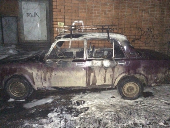 В Великих Луках задержан подозреваемый в поджоге «ВАЗов» - 2017-02-17 10:07:00 - 1