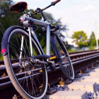 Маньяк на велосипеде и в резиновых шлепках напал на студентку под Санкт-Петербургом - 2016-09-25 19:46:00 - 1