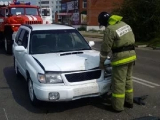 Пешеход попал под колеса легкового авто на Рижском проспекте в Пскове - 2017-05-26 06:06:00 - 1