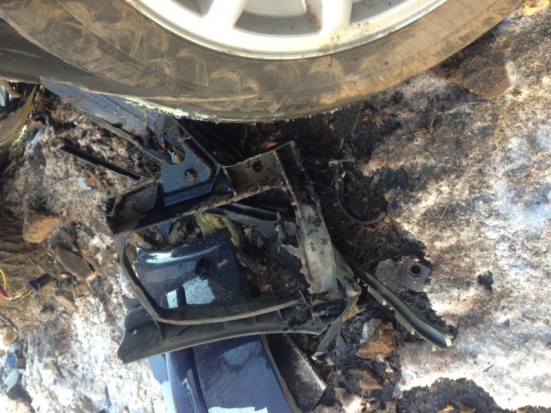 В Стругокрасненском районе смертельное ДТП: автомобиль перевернулся и врезался в дерево - 2016-12-21 11:04:00 - 1