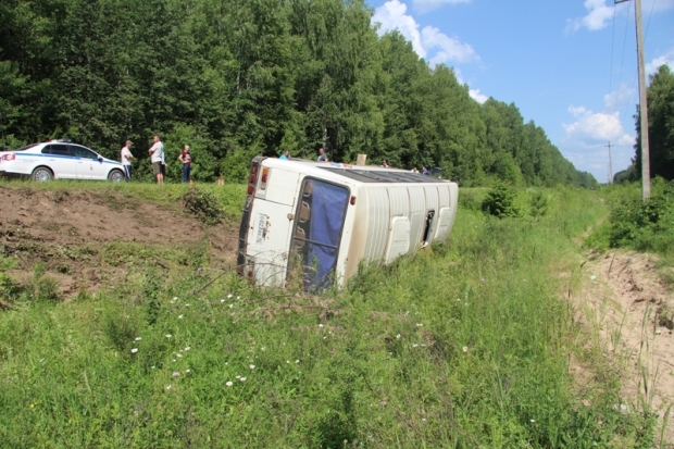 Более 20 человек пострадали в ДТП с автобусом в Республике Марий Эл (ФОТО) - 2017-07-16 15:36:00 - 1