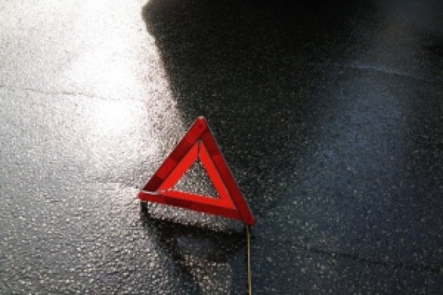 Три человека госпитализированы после столкновения «Киа» и большегруза «Вольво FH Truck» в Невельском районе - 2016-10-17 13:33:00 - 1