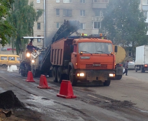 На улице Ботвина в Великих Луках затруднено движение (ФОТО) - 2017-09-21 17:58:00 - 1