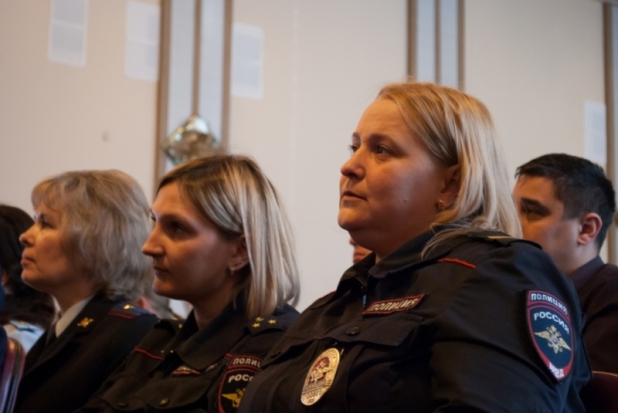 В Великих Луках чествовали женщин-полицейских (ФОТО) - 2018-03-07 20:09:00 - 1