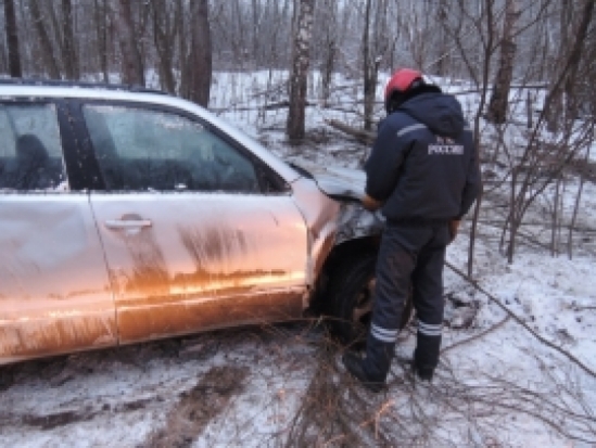 Легковушка попала в ДТП на 40-м километре трассы Новогород – Псков - 2017-01-13 20:09:00 - 1