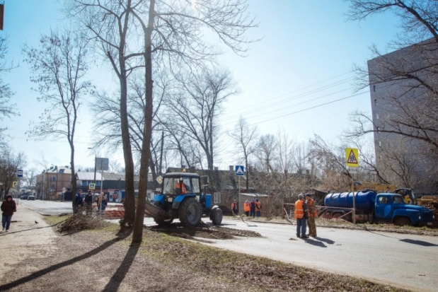 На улице Вокзальной начались дорожные работы, но до капитального ремонта пока далеко (ФОТО) - 2017-04-10 15:10:00 - 1
