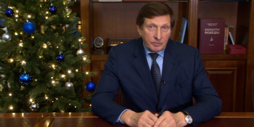 Глава города Николай Козловский поздравил великолучан с Новым Годом - 2020-12-31 12:06:41 - 1