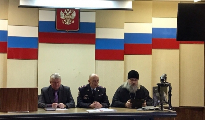 В Великих Луках обсуждались проблемы противодействия распространению наркомании в молодежной среде - 2017-02-07 21:32:00 - 1