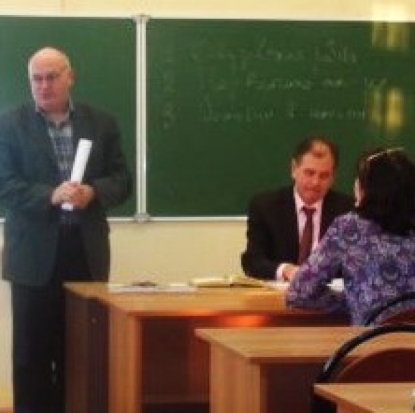 Председатель Великолукского горкома профсоюза работников здравоохранения встретился с коллективом медколледжа - 2016-10-24 07:04:00 - 1