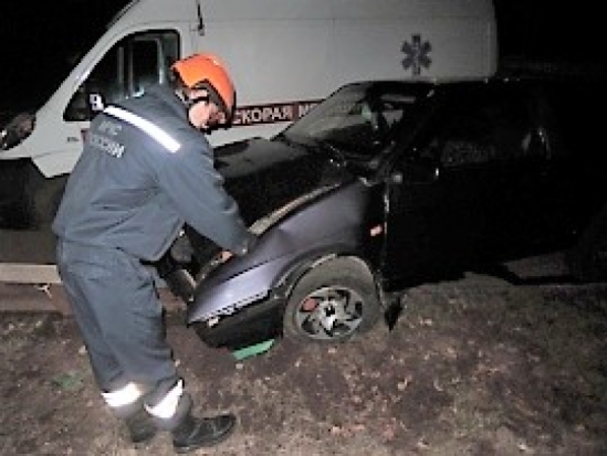 В Пскове два легковых автомобиля попали в аварию - 2017-10-19 19:23:00 - 1