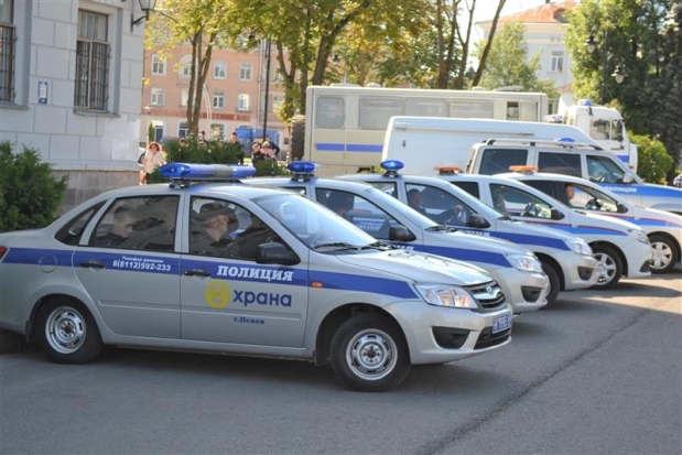 За кражу спиртных напитков в Пскове задержан житель Московской области - 2017-10-14 12:32:00 - 1