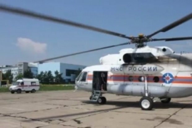 Двоих пострадавших автогонщиков на вертолете доставили из Великих Лук в Санкт-Петербург - 2017-05-18 07:20:00 - 1