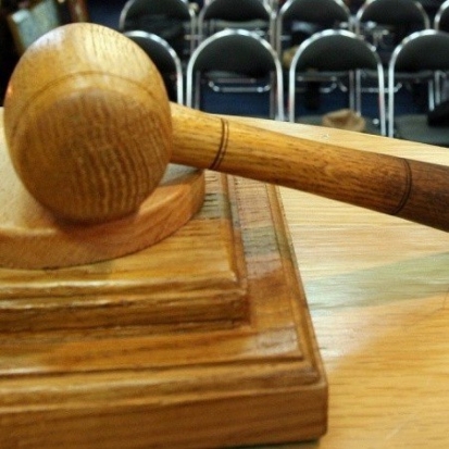 В Острове возбуждено уголовное дело по факту оказания услуг по перевозке детей в школьном автобусе, не отвечающих требованиям безопасности - 2016-11-01 22:00:00 - 1