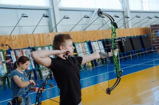 ФОТО: первенство по стрельбе из лука среди юниоров в Великих Луках - 2018-03-19 09:44:00 - 1