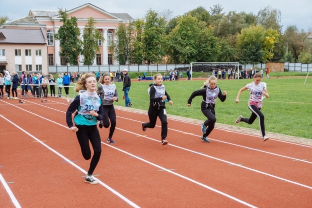 В Великих Луках началась «Шиповка юных» (ФОТО) - 2016-09-20 17:04:00 - 1