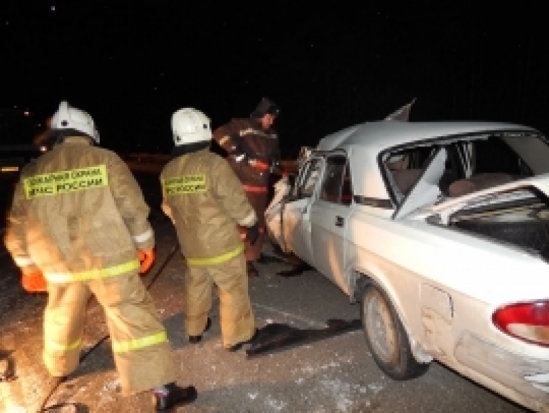 Спасатели МЧС выезжали на ДТП в Заплюсье Плюсского района - 2017-02-24 10:04:00 - 1