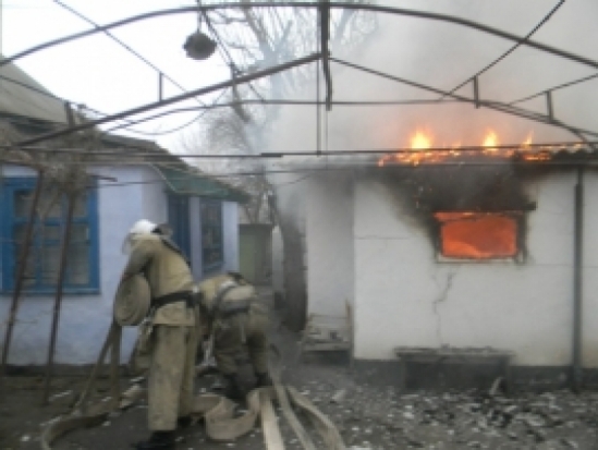 В деревне Черняковицы Псковского района горела дача - 2016-10-08 20:03:00 - 1