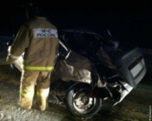 На 383 километре трассы М-20 в Пушкиногорском районе легковой автомобиль попал в ДТП - 2016-10-29 08:49:00 - 1