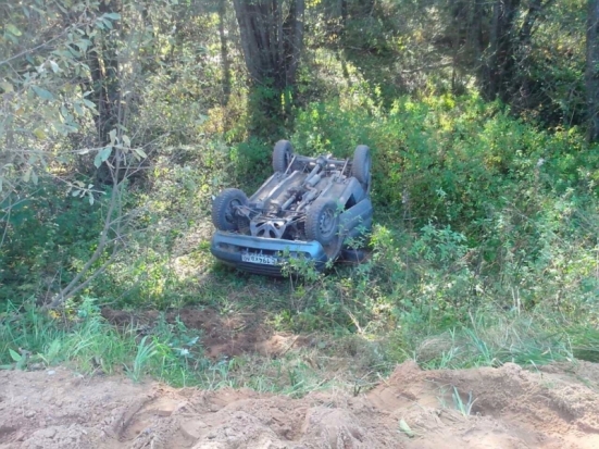 В Псковской области перевернулась «Шевроле Нива», травмированы две гражданки РФ и одна гражданка Украины (+фото) - 2016-10-02 01:04:00 - 1