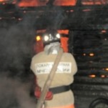 Два пожарных расчета выезжали в деревню Щукино Пустошкинского района на возгорание в жилом доме - 2016-12-24 00:36:00 - 1