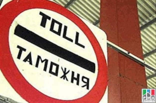 Четыре автомобиля «Porsche Cayenne» незаконно ввозили в Псковскую область - 2016-10-13 12:07:00 - 1