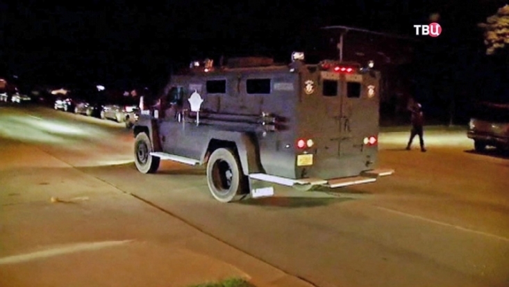 В США мужчина расстрелял посетителей торгового центра - 2016-09-24 12:22:00 - 1