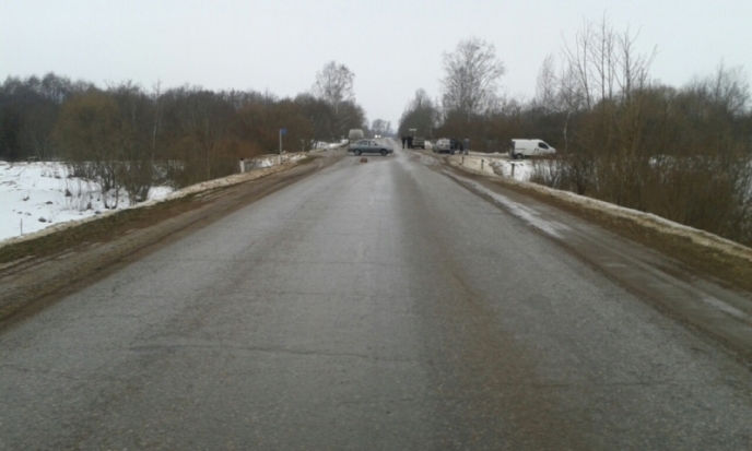 Три автомобиля, три великолучанина, трое пострадавших: авария в Великолукском районе (ФОТО) - 2016-11-20 12:36:00 - 1