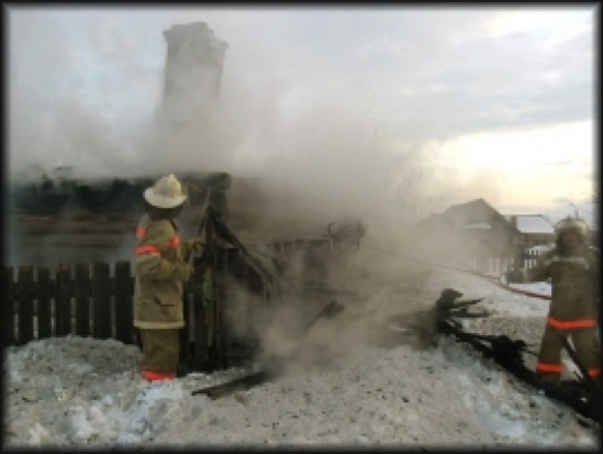 В Великих Луках ликвидирован пожар в проезде Фурманова - 2016-12-10 21:46:00 - 1