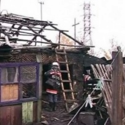 Хозпостройки сгорели в деревне Тарасово Опочецкого района - 2016-10-16 18:48:00 - 1