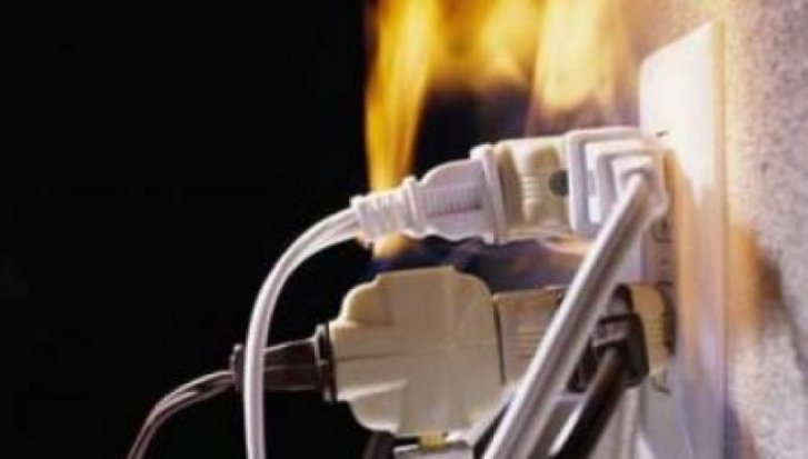 Этой ночью в Кунье тушили здание Пенсионного фонда - 2016-12-28 08:04:00 - 1