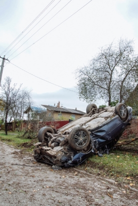 Фоторепортаж: автомобилистка на крыше - 2016-10-11 11:03:00 - 1