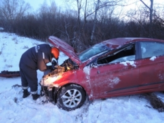 На трассе Шимск – Невель в Великолукском районе произошло ДТП - 2016-12-17 21:57:00 - 1