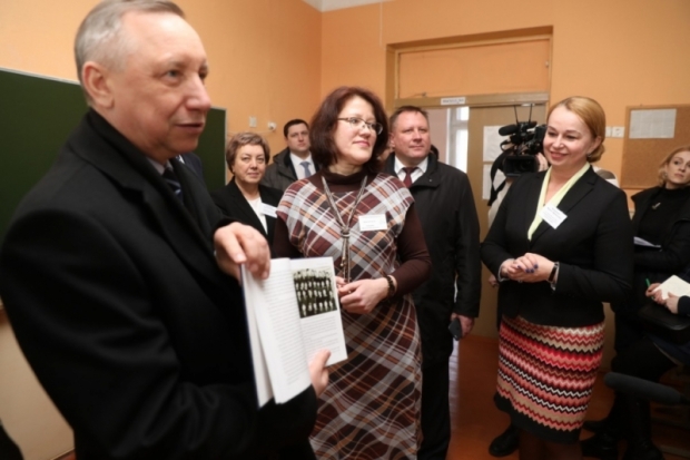 Полпред Президента РФ пообещал помочь с капремонтом второго корпуса школы №6 в Великих Луках (ФОТО) - 2018-03-15 18:42:00 - 1