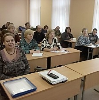 В Великих Луках прошли курсы повышения квалификации учителей технологии - 2017-10-18 21:04:00 - 1