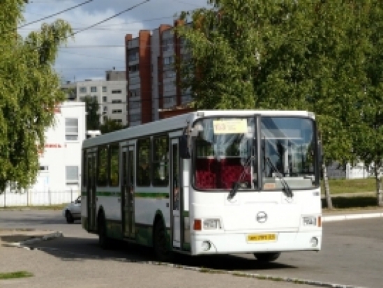 В Пскове рейсовый автобус попал в аварию - 2017-08-04 19:33:00 - 1