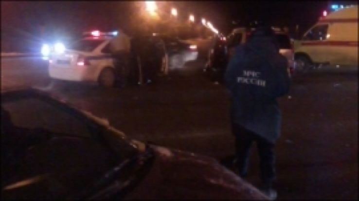 На улице Кузнецкой в Пскове автомобиль сбил пешехода - 2016-11-18 20:20:00 - 1