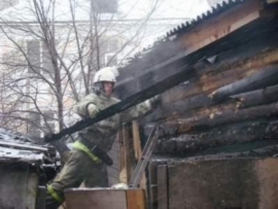 Жилой дом загорелся на улице Прудной в Великих Луках - 2017-03-03 20:08:00 - 1