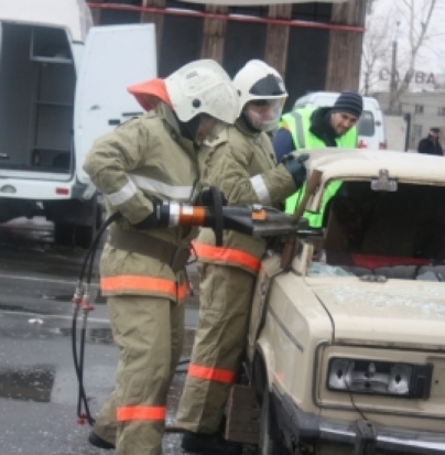 В Стругокрасненском районе легковой автомобиль попал в ДТП - 2016-10-10 06:14:00 - 1