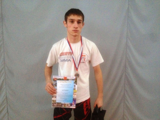 Сотрудник ИК-5 УФСИН России по Псковской области завоевал «бронзу» на турнире по смешанному боевому единоборству (ММА) - 2017-02-28 10:07:00 - 1