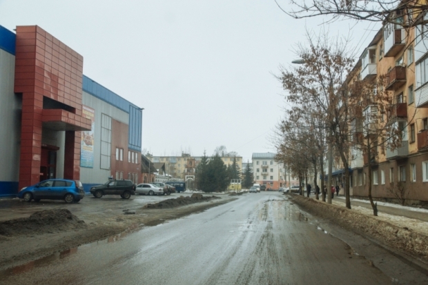 От автовокзала до площади Калинина в Великих Луках открыто двустороннее движение (ФОТО) - 2017-02-17 15:16:00 - 1