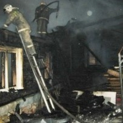 У замглавы волостной Администрации Порховского района сегодня ночью сгорел дом - 2016-10-16 14:46:00 - 1