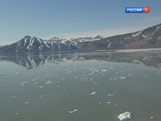 Поиски упавшего у берегов Шпицбергена российского вертолета продолжаются - 2017-10-27 18:01:00 - 1