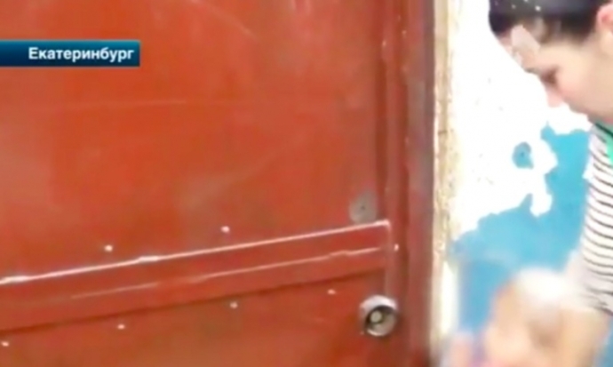 За долг в 160 тысяч рублей коммунальщики замуровали человека в квартире в Екатеринбурге - 2017-08-09 19:36:00 - 1