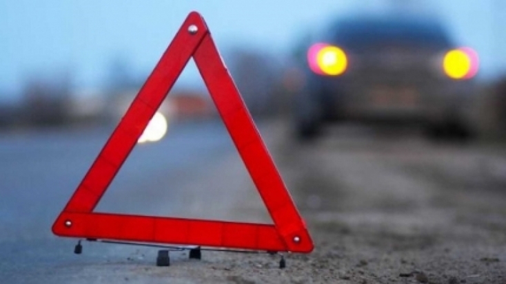 С 14 по 20 сентября пожарные и спасательные подразделения Псковской области 14 раз выезжали на ДТП - 2017-09-21 11:13:00 - 1