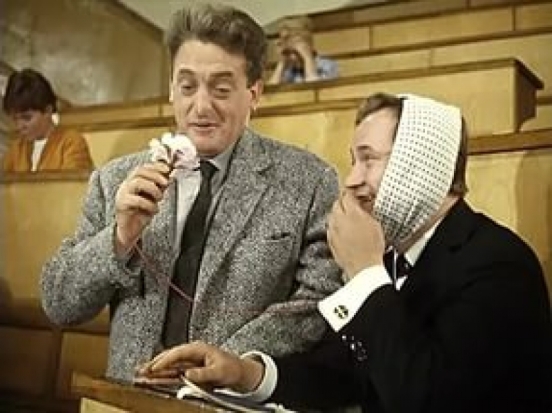 «Билет №2, прием...». В Москве за использование скрытого технического оборудования на экзамене задержан кандидат в водители - 2016-11-18 11:53:00 - 1