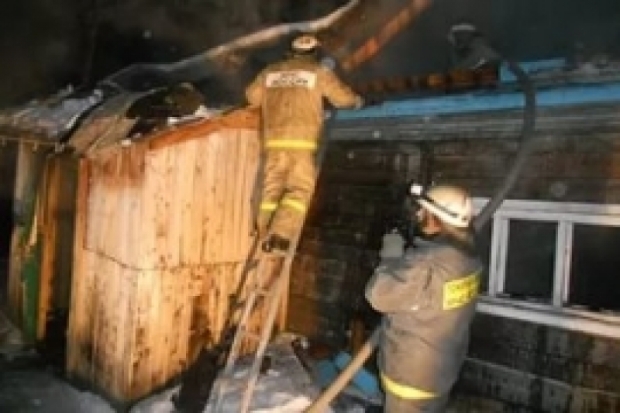 В деревне Ротово Печорского района локализован пожар в жилом доме - 2017-02-09 06:39:00 - 1