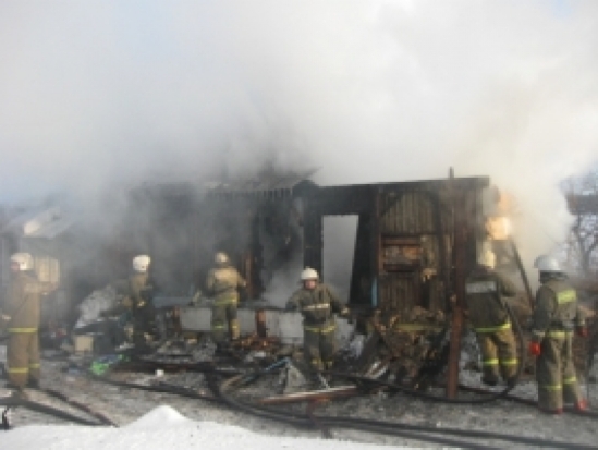 Три пожарных расчета ликвидировали пожар в деревне Алтун Новоржевского района - 2017-01-06 16:38:00 - 1
