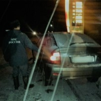 Пешеход попал под колеса легкового авто на улице Юбилейной в Пскове - 2016-12-16 21:37:00 - 1